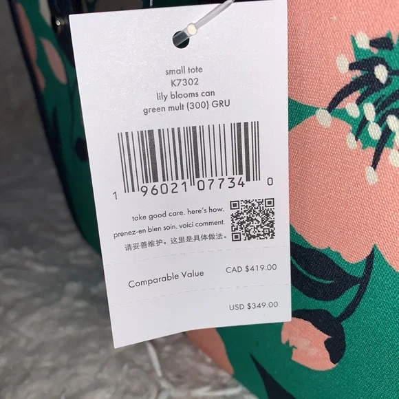 ♠️NWT Kate Spade Ella Lily Blooms Canvas Tote♠️ - Picture 5 of 5